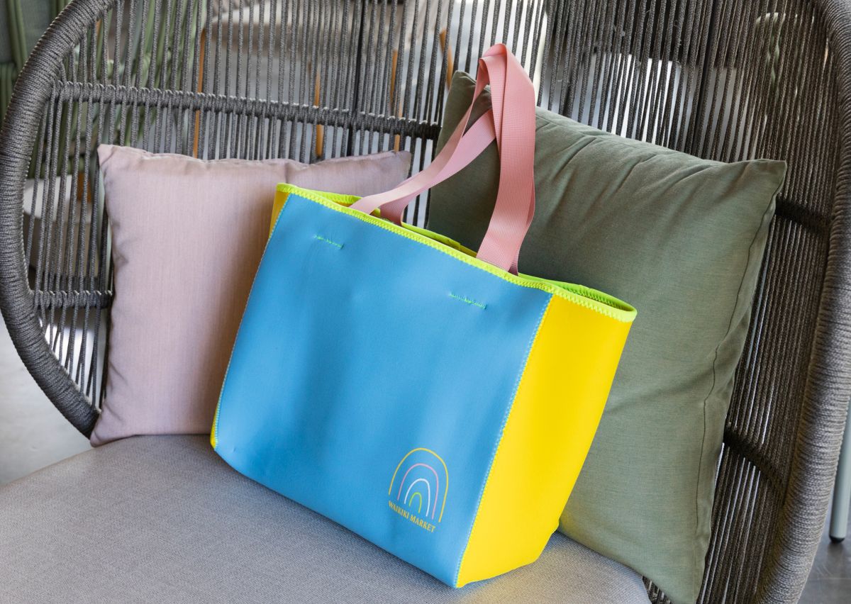 「ネオプレーン・トートバック」$44.99