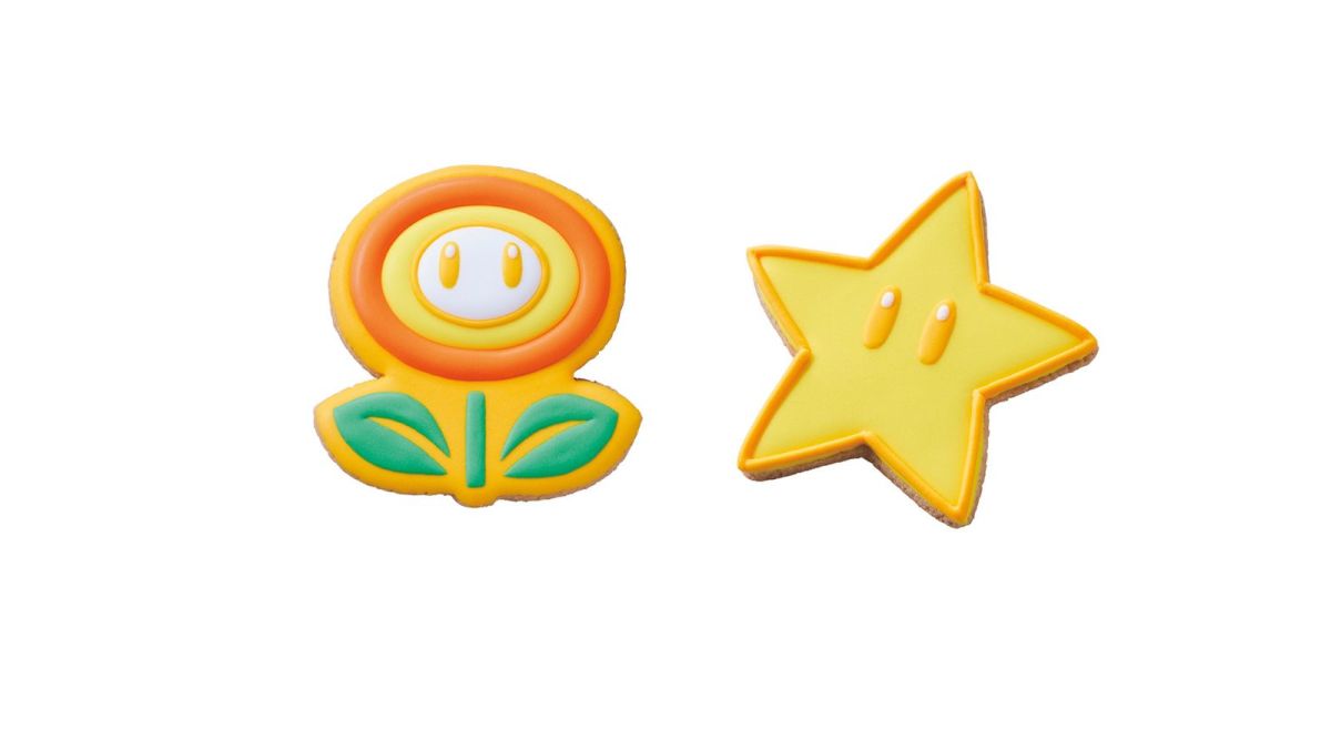 マリオカート・クッキー～ファイア・フラワー～（左・500円）、マリオカート・クッキー～スーパースター～（右・500円）／販売場所：ビバリーヒルズ・ギフト前ポップコーンカート