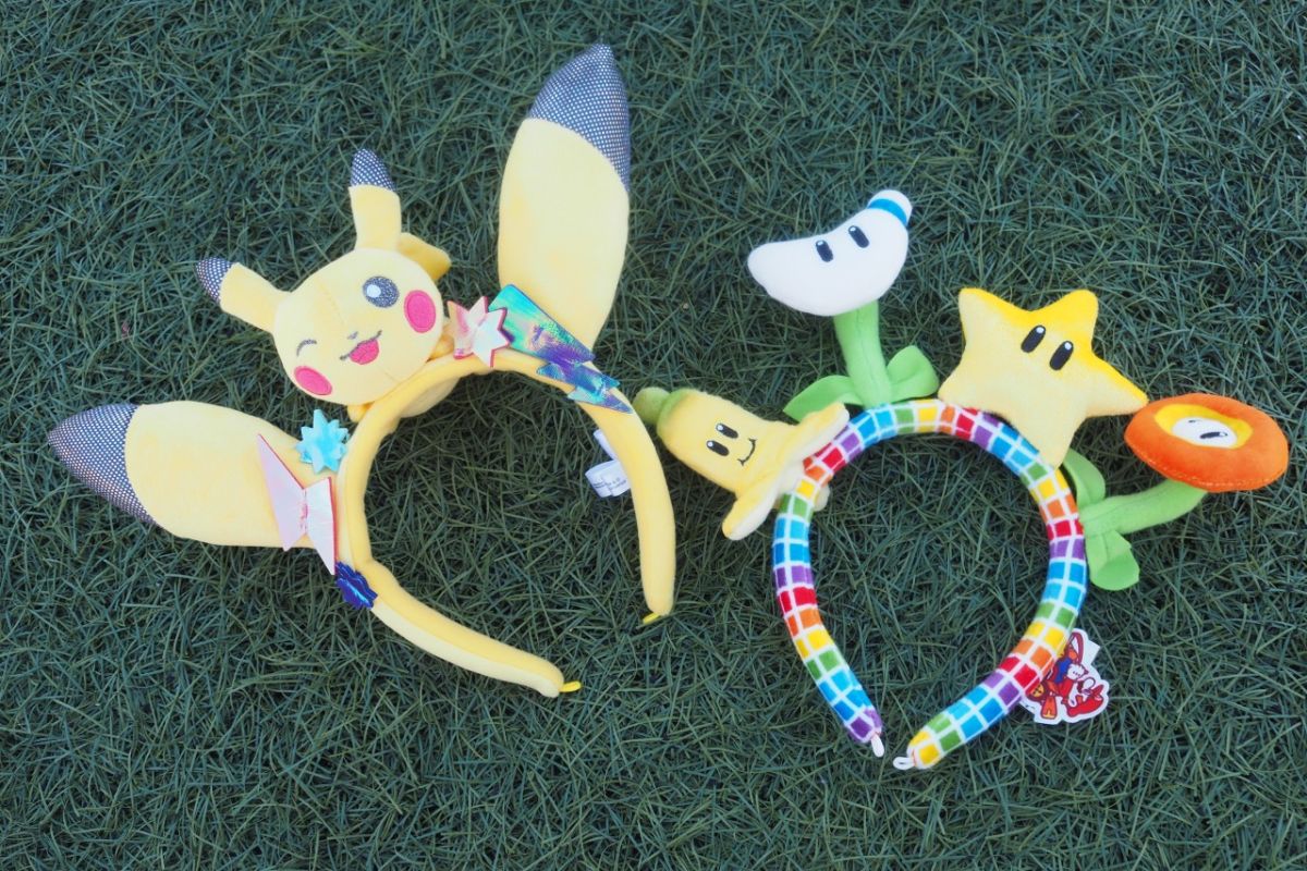 カチューシャ（各2800円）