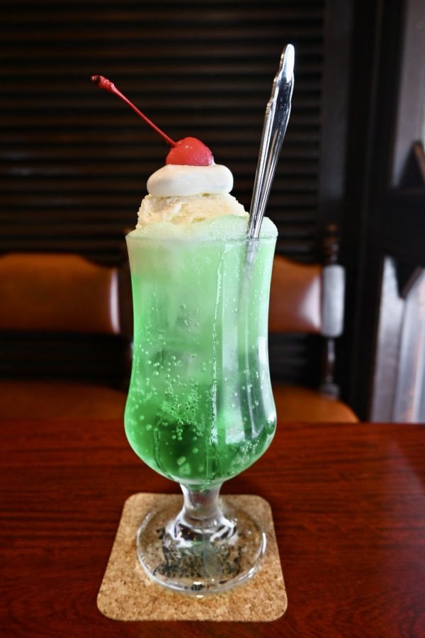 「パーラーフロート メロンンクリーム」800円