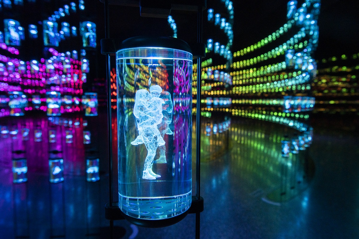 2400種の中には、ヒトもいます