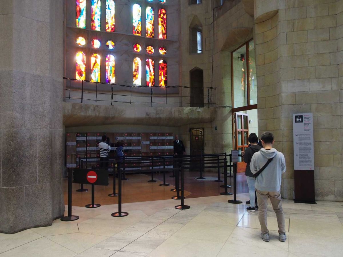 受難のファサード、生誕のファサード