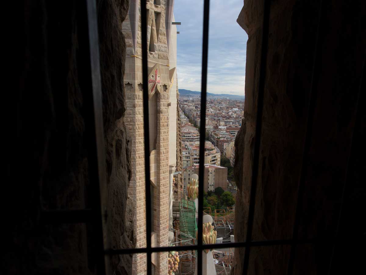 サグラダファミリア途中窓