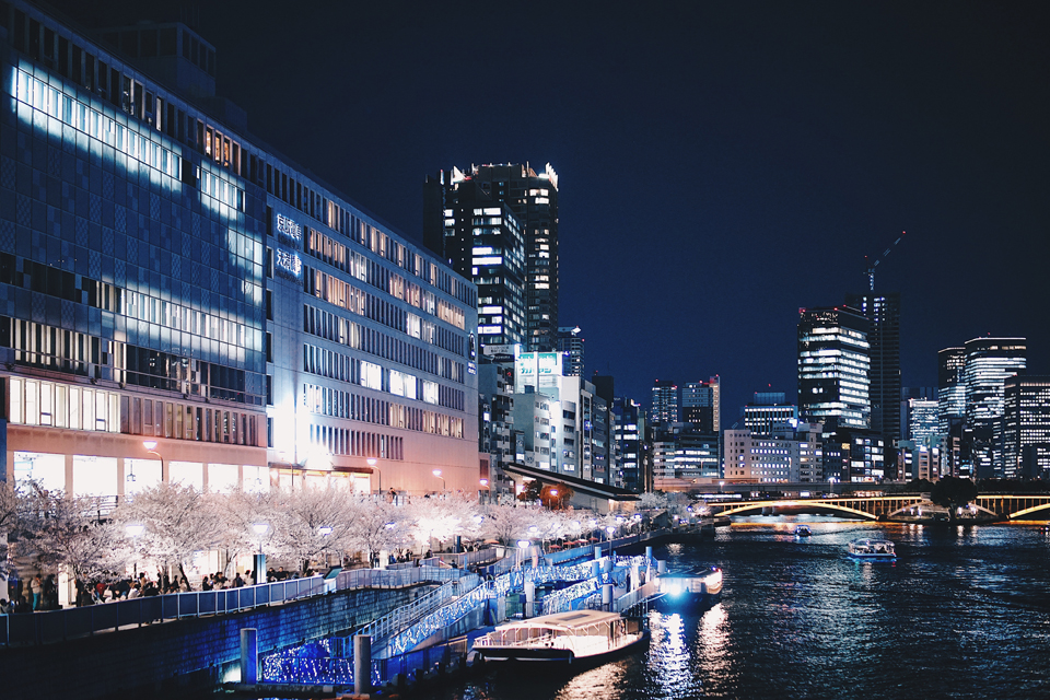 魚とワインとイタリアン 天満橋リバーカフェ