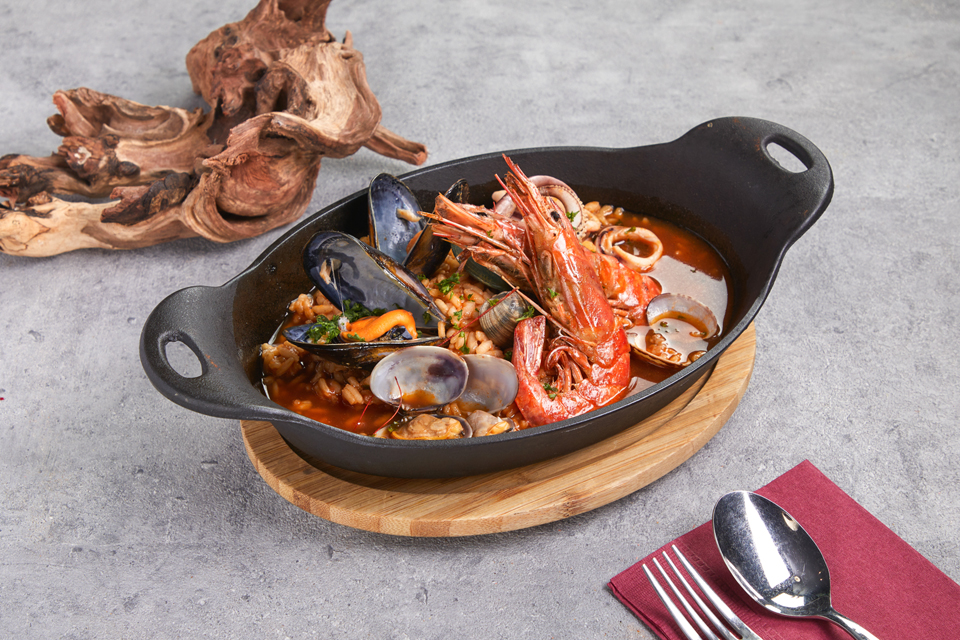 魚とワインとイタリアン 天満橋リバーカフェ