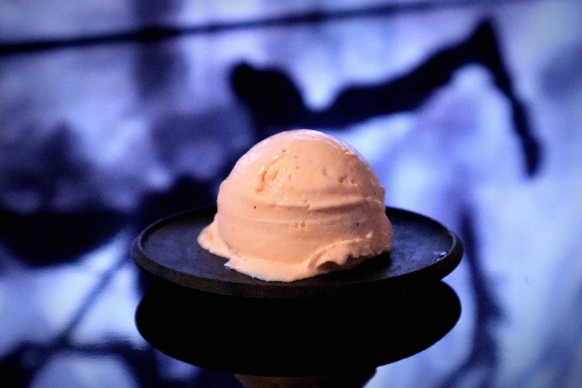 「Vegan Ramen UZU Tokyo」の「春限定のヴィーガンアイスクリーム」660円 ※2023年3月1日（水）〜5月31日（水）©チームラボ