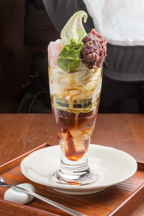 「鉢石パフェ」1100円