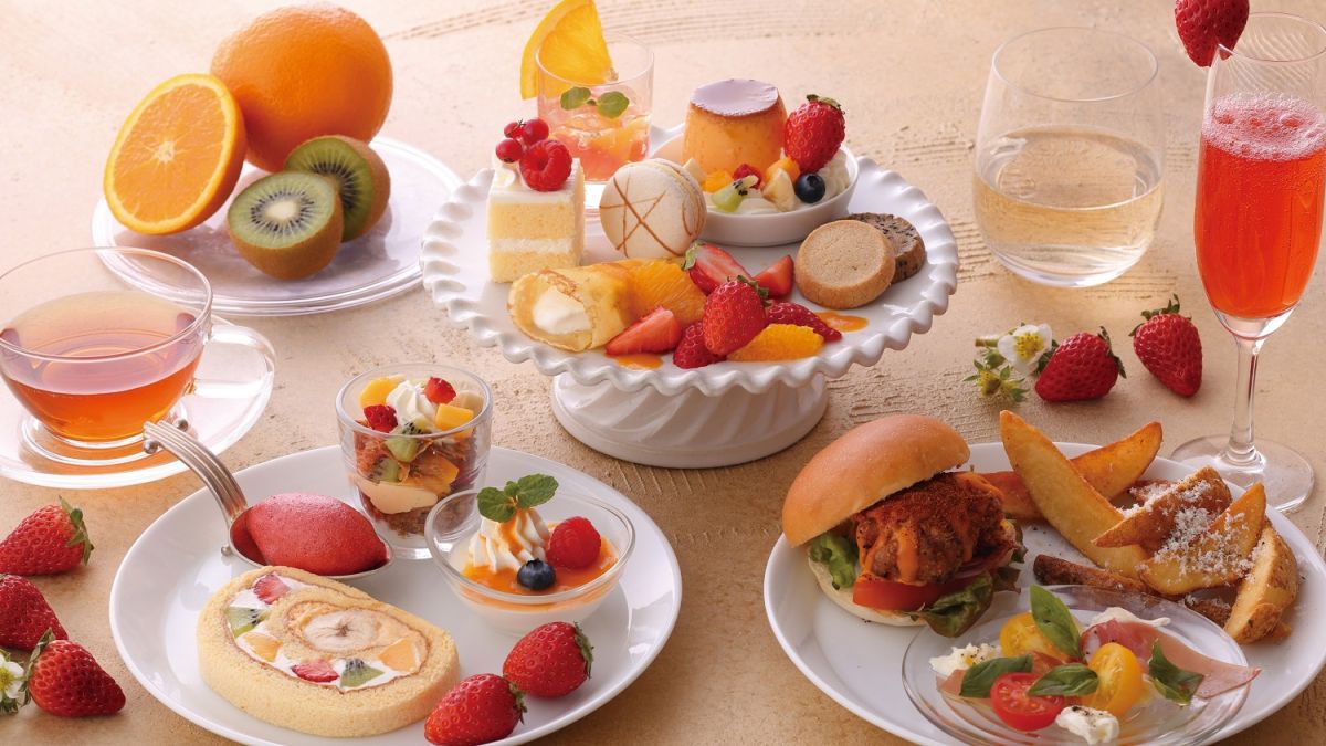 【KIHACHI 青山本店】イチゴや柑橘類いっぱいの新作アフタヌーンティーが登場！　フルーツで彩るミルフィーユ仕立ての限定パイも！