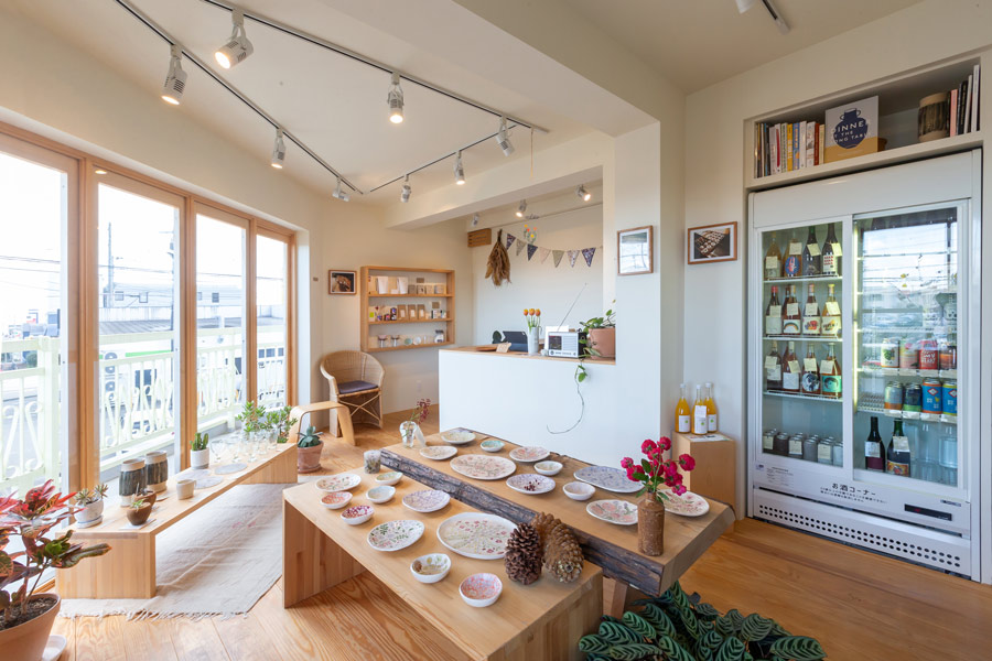 「INDIES GENERAL STORE」の店内