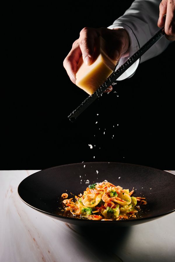 「ラ ベテュータ」　桜海老とブロッコリのオレキエッテ プーリア風 ボッタルガ イクラ グラナパダーノ（～6月4日）