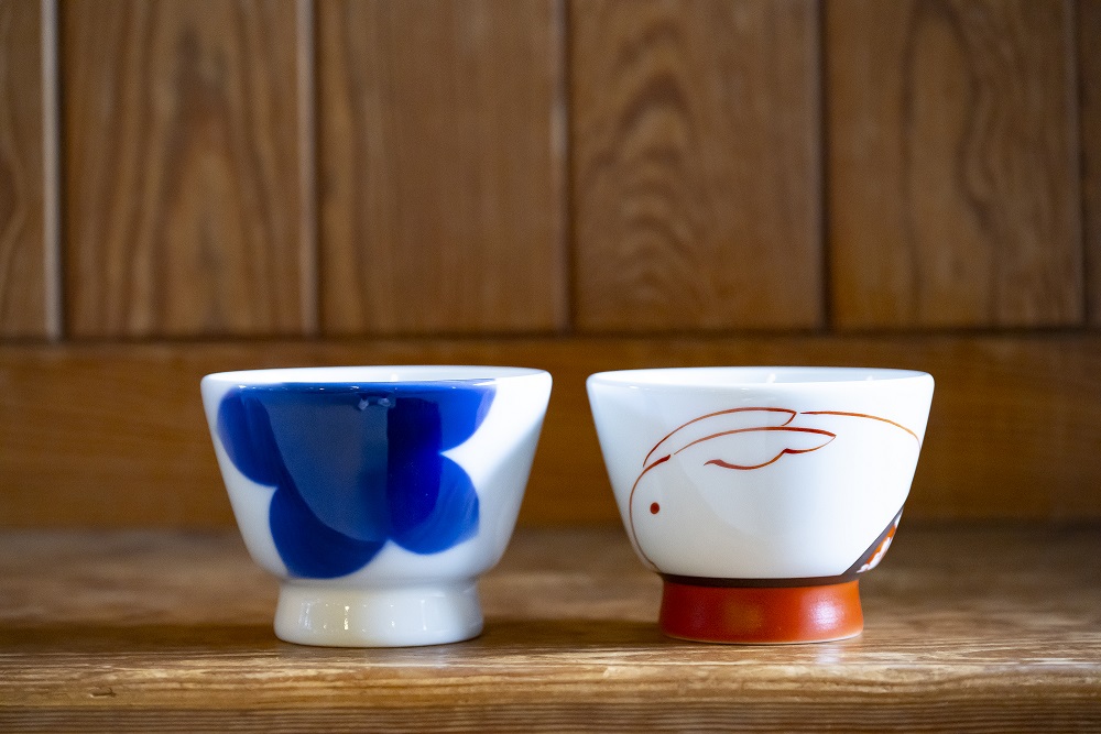 （写真左から）「IROHA アルテ ウァン」3850円、「SAKURAアルテ ウァン」5390円