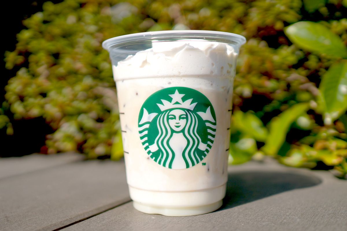 「クリーミー & スイート ミルクコーヒー」アイスのみ、Short 540円／Tall 579円／Grande 624円／Venti® 668円（持ち帰り）、Short 550円／Tall 590円／Grande 635円／Venti® 680円（店内利用）