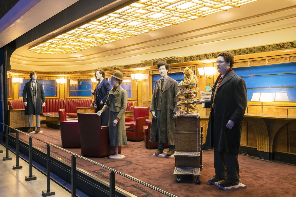 ‘Wizarding World’ and all related names, characters and indicia are trademarks of and © Warner Bros. Entertainment Inc. – Wizarding World publishing rights © J.K. Rowling.