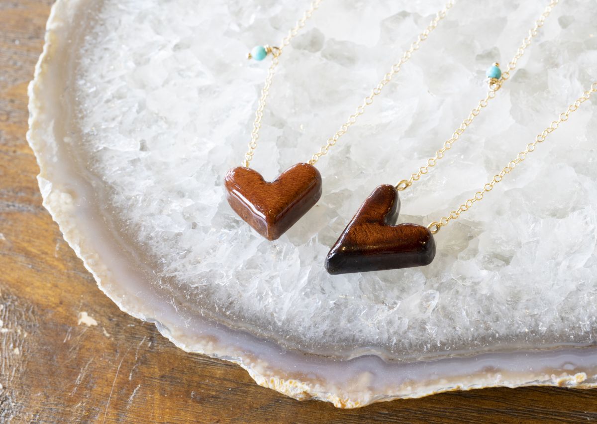 ハワイアンコアウッドのハートネックレス $64