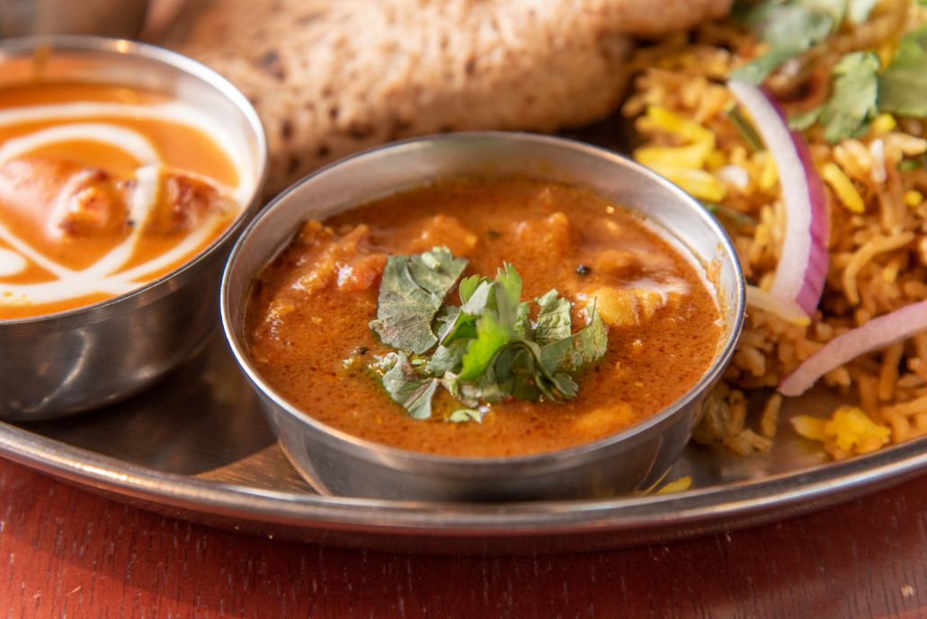 【大人のソロ部】おひとりさま限定!? 南インド料理店「エリックサウスマサラダイナー神宮前」の欲張りワンプレートで大満足！