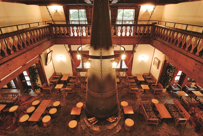 「カフェグリンデルワルト」