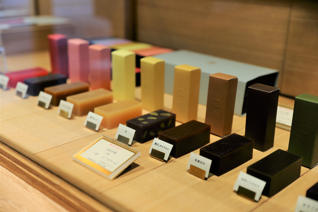 「小形羊羹 neri 」1個378円 (日持ち:常温6カ月)