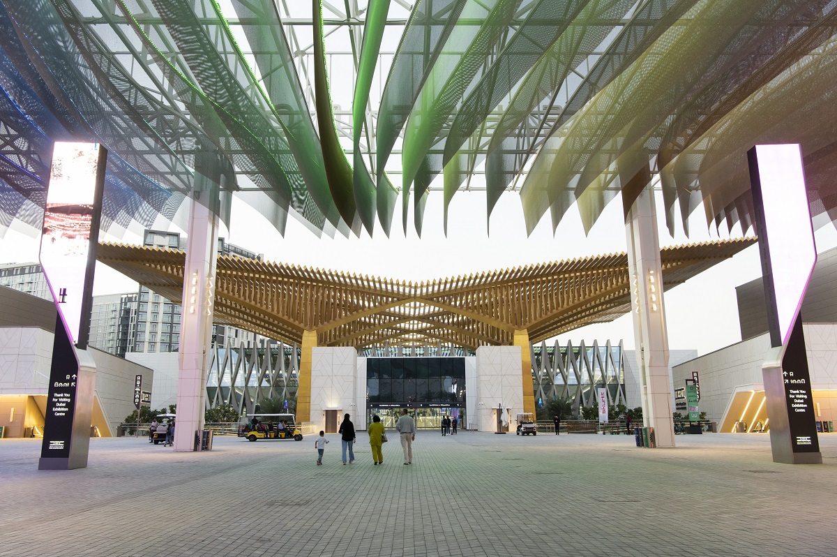 EXPO2020の駅舎もフォトジェニックスポットのひとつ