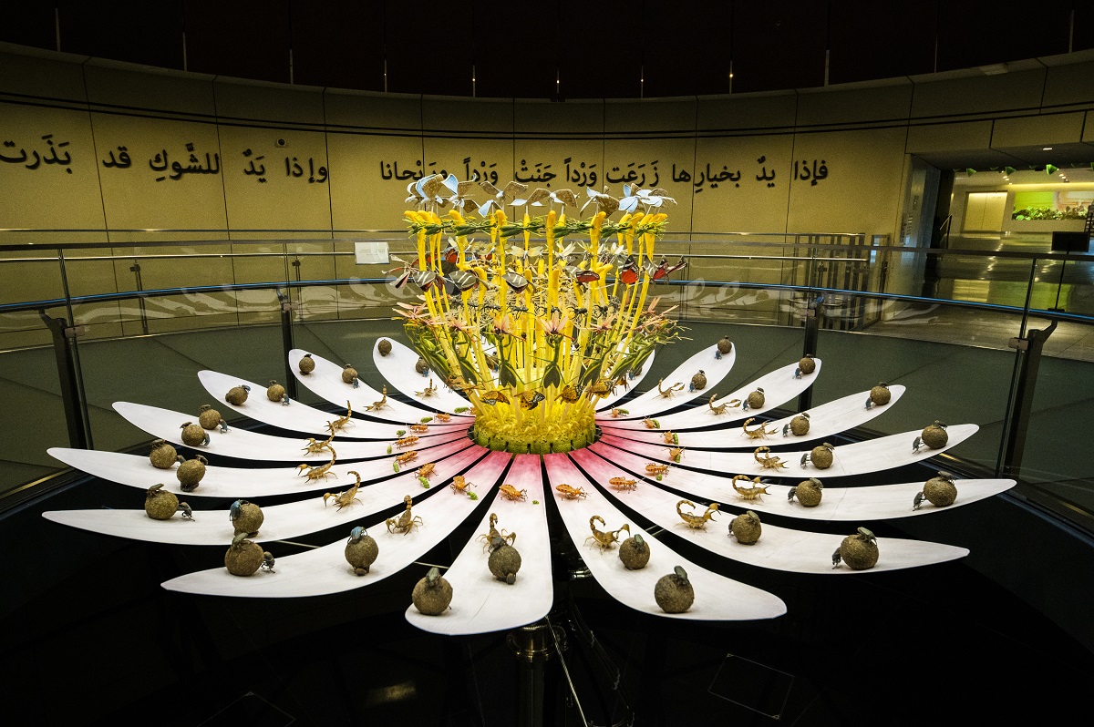 マット・コリショー作「Equinox」