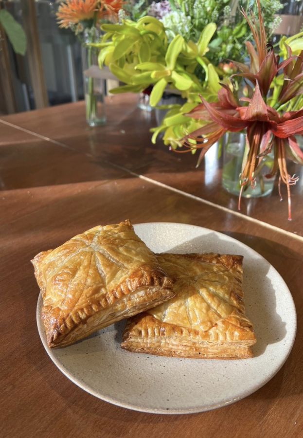 ミートパイ」1個 630円