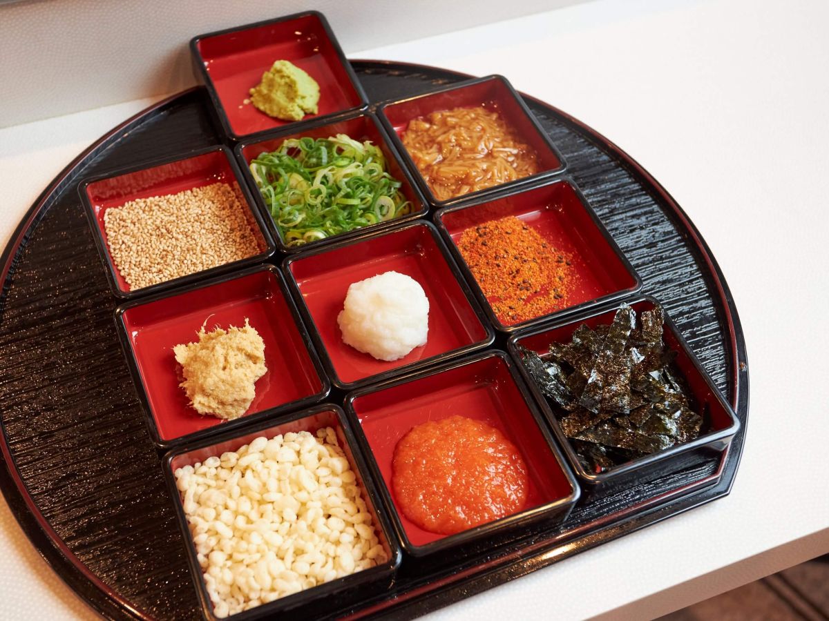 「トッピング」各100円 