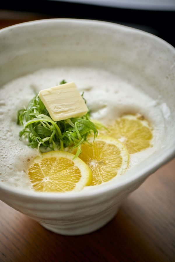 Lemon バター鶏そば 1050円