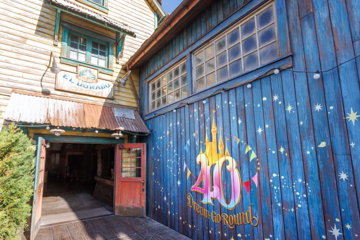 TDSロストリバーデルタ内、ミゲルズ・エルドラド・キャンティーナの壁面