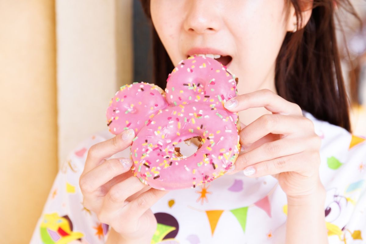 ティラミスドーナツ（アーモンド入り） 850円　販売場所：TDS マンマ・ビスコッティーズ・ベーカリー