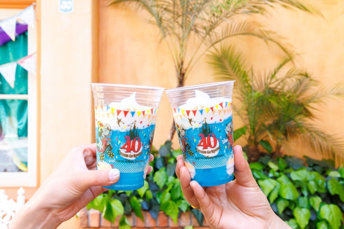 ハーモニーフロスティ（ラムネ） 1個700円　販売場所：TDL ペコスビル・カフェ、ザ・ガゼーボ、TDS ハドソンリバー・ハーベスト、リフレスコス、他