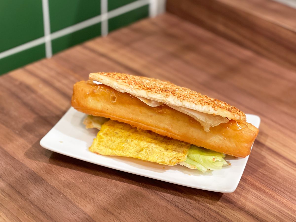 「油條蛋燒餅（ヨウティアオダンシャオビン）」580円