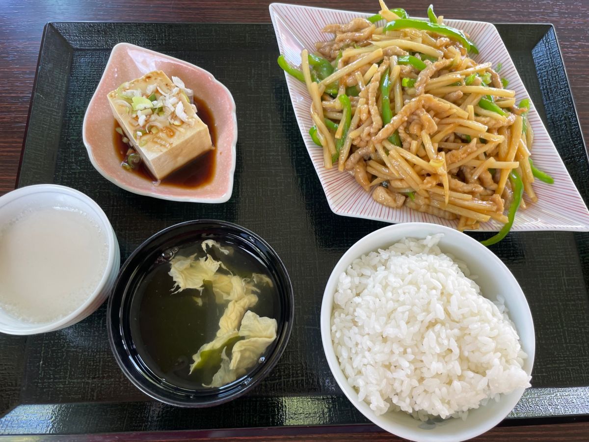 青椒肉絲定食９８０円