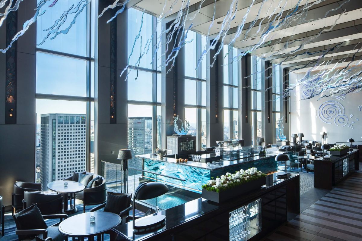 最上階のレストラン「DINING & BAR TABLE 9 TOKYO」