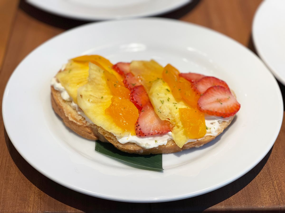 「フルーツブルスケッタ」1600円