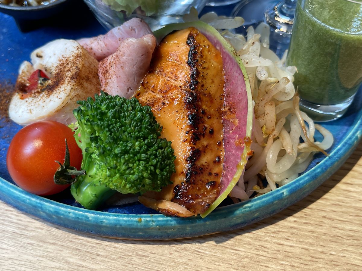 「サーモンの西京焼き」