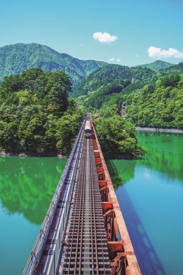 奥大井湖上駅・レインボーブリッジ