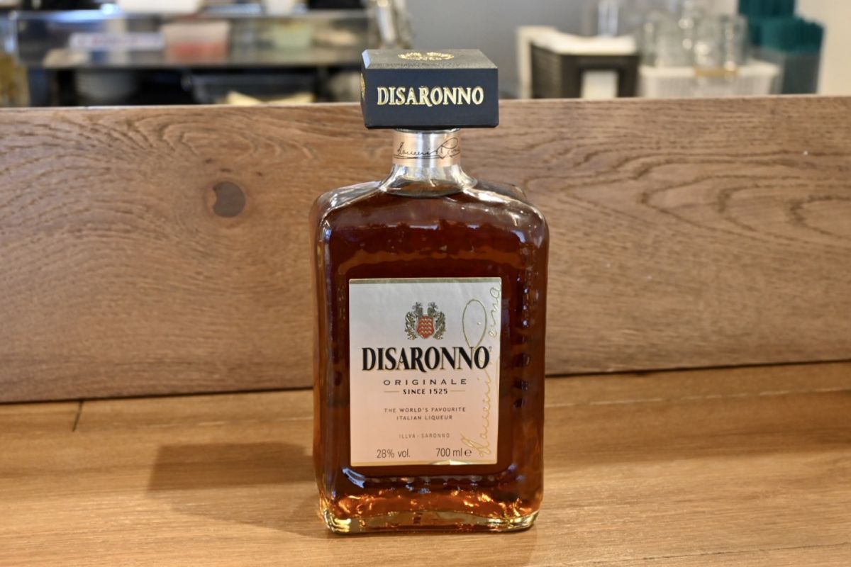 カラメルソースに使われるリキュール「アマレット」