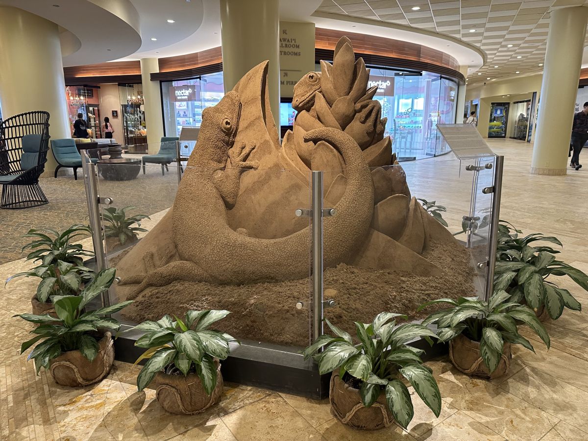 「シェラトン・ワイキキ」と言えば、定期的にデザインが変わるサンドアートも有名