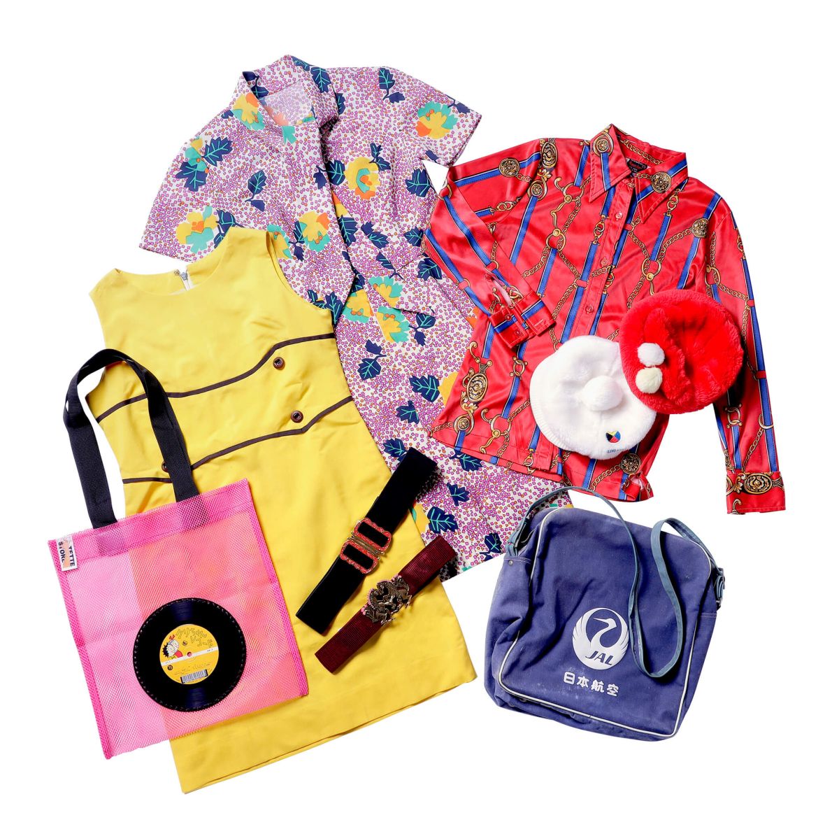 グランプリーズ　昭和雑貨・古着各種