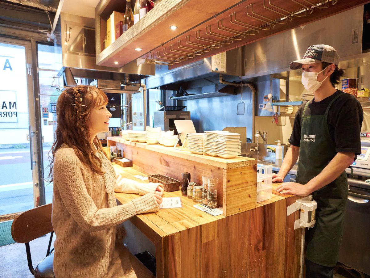 中目黒店・店長の佐藤正幸さんとパチリ♪
