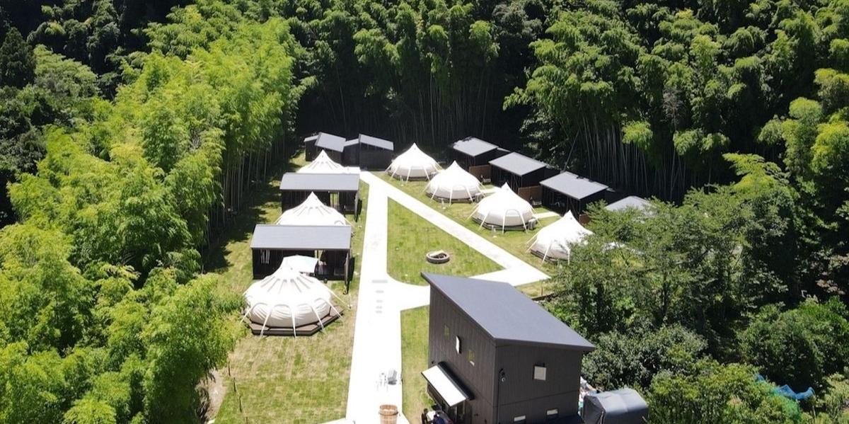 【関東近郊・2023最新】おすすめグランピング&バーベキュースポット27選｜Newオープンやサウナ増設、手ぶらキャンプなど最新情報に注目！