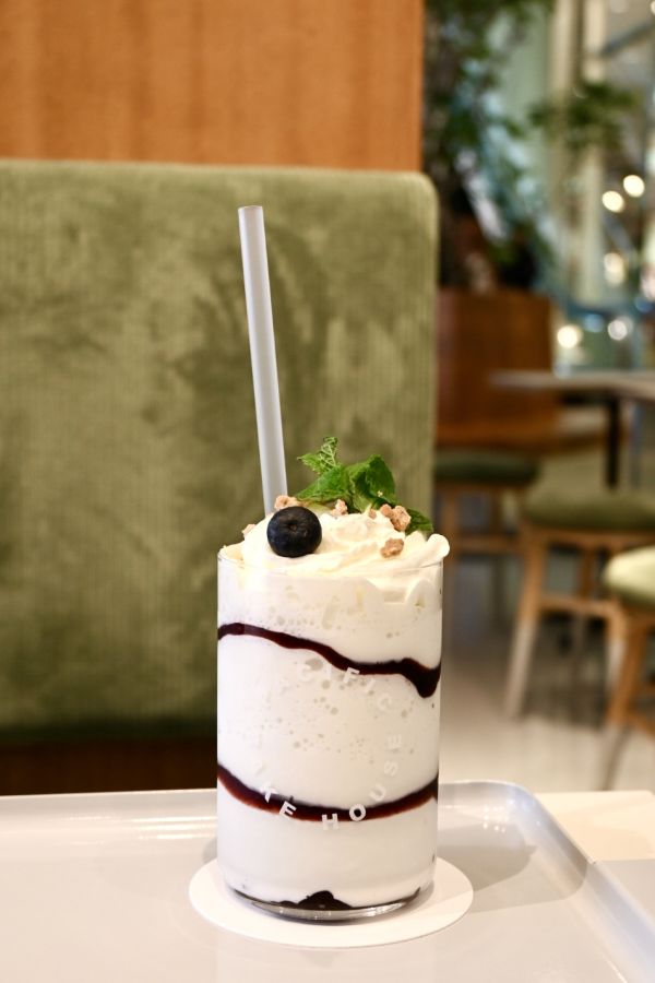 「Parfallo　ブルーベリーココナッツチーズケーキ」850円