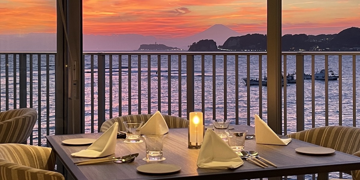 「THE HARBOR TERRACE」レストランがリニューアル！湘南の絶景と星付きシェフが作る地元食材を使ったフレンチを堪能
