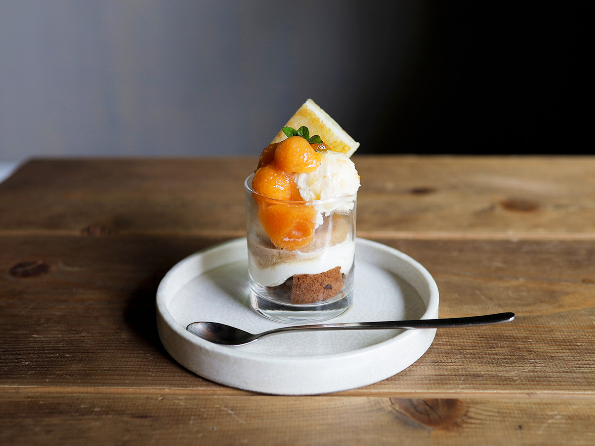 「パフェセット」の季節限定パフェ