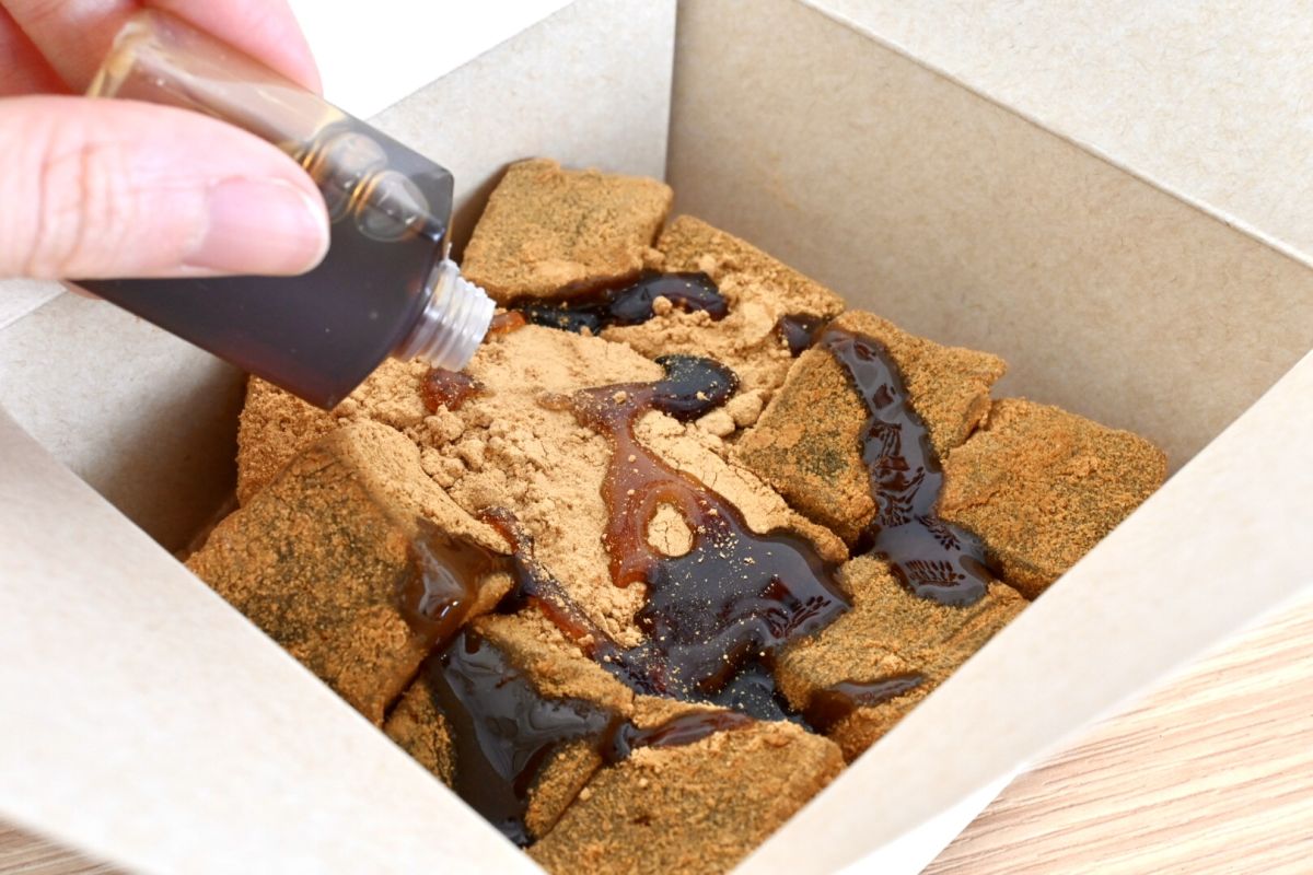 「わらびもち」680円