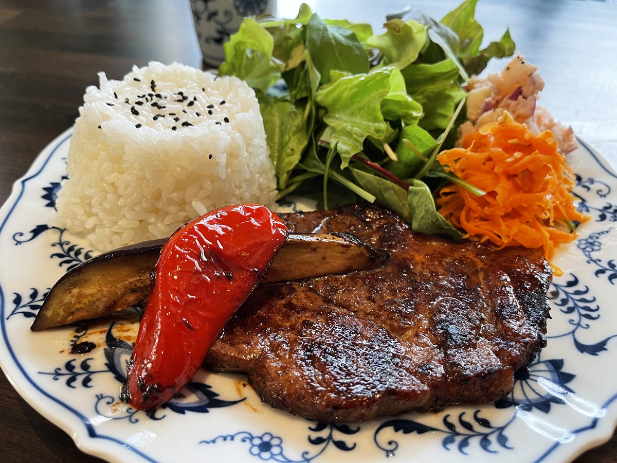 「ポークソテー」1200円