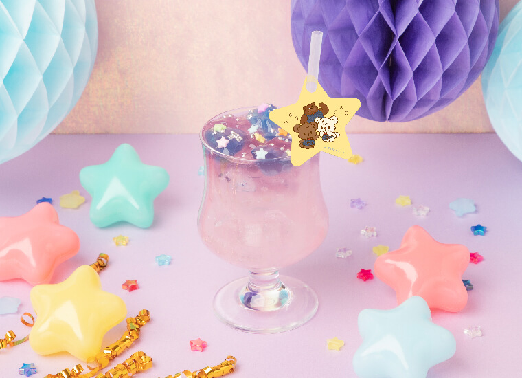 アフターパーティドリンク 990円 ※ストロータグは10種類からお選びいただけます。©’23 SANRIO 著作（株）サンリオ
