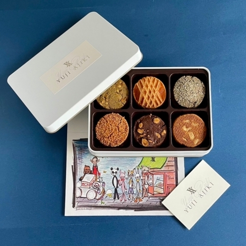 「YUJI AJIKIのクッキー缶」〈都筑区〉スイーツガーデンユウジアジキ（12枚入、1缶）2801円