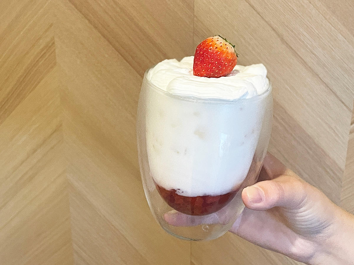 「ストロベリーラテ」600円