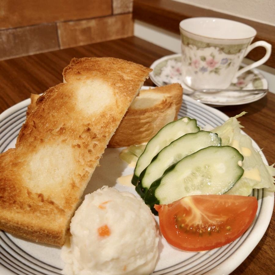 「モーニングセット（ドリンク込み）」600円