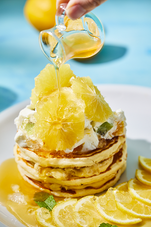 「スイートレモンとフルーツアイスのパンケーキ」1760円